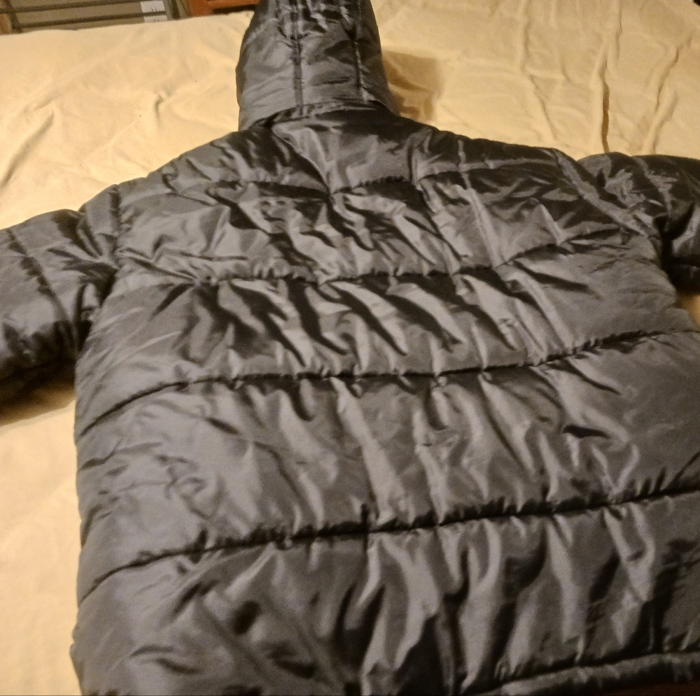 Very nice, like new 2 XL  BooMX Black 100% Polyester Men's jacket